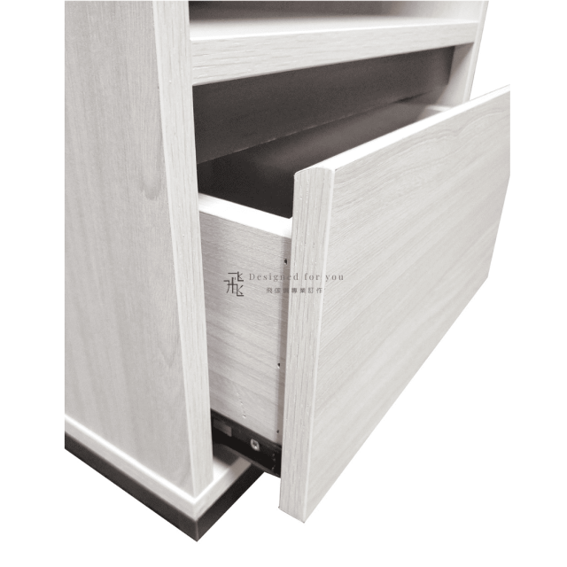 A65-08 瑞莎床頭櫃