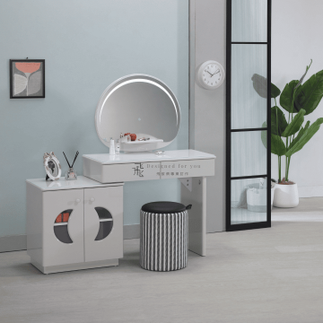 B413-2 希洛唯伸縮玻璃鏡台