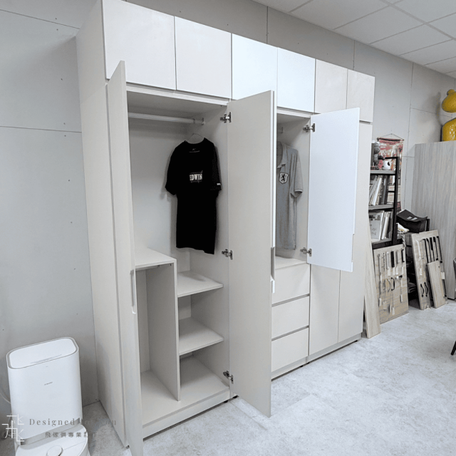 O009 奶茶組合式衣櫃