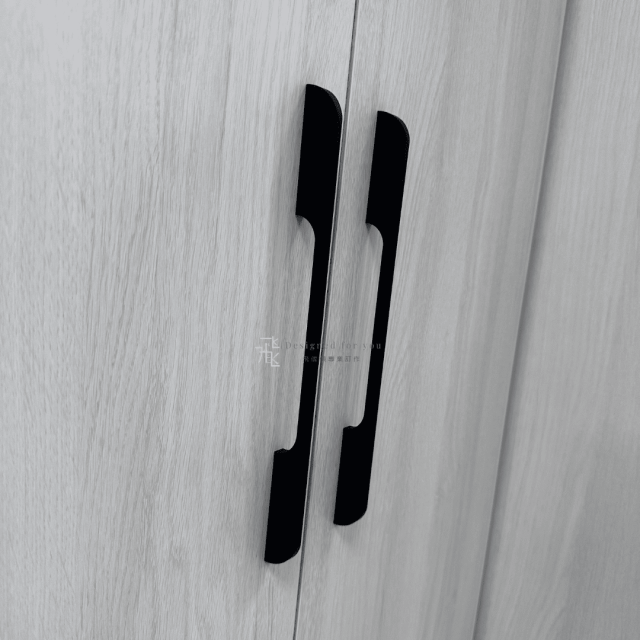 O014 伊莉莎白開門衣櫃