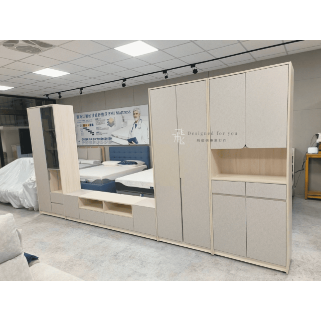 1O043 白橡展示櫃