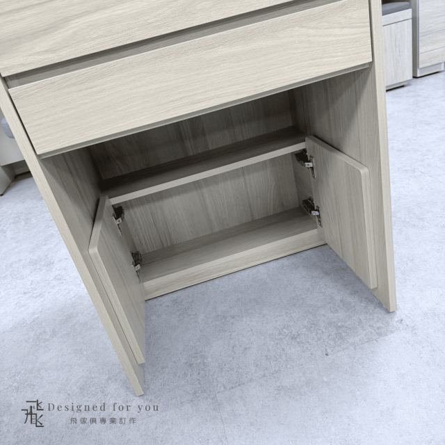 U04 秋楓一體化妝台