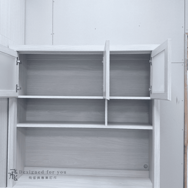 A537-2 海倫娜4尺推門餐櫃