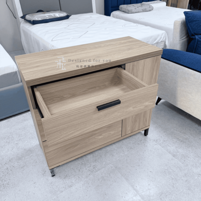 O008 芬迪3尺3斗櫃